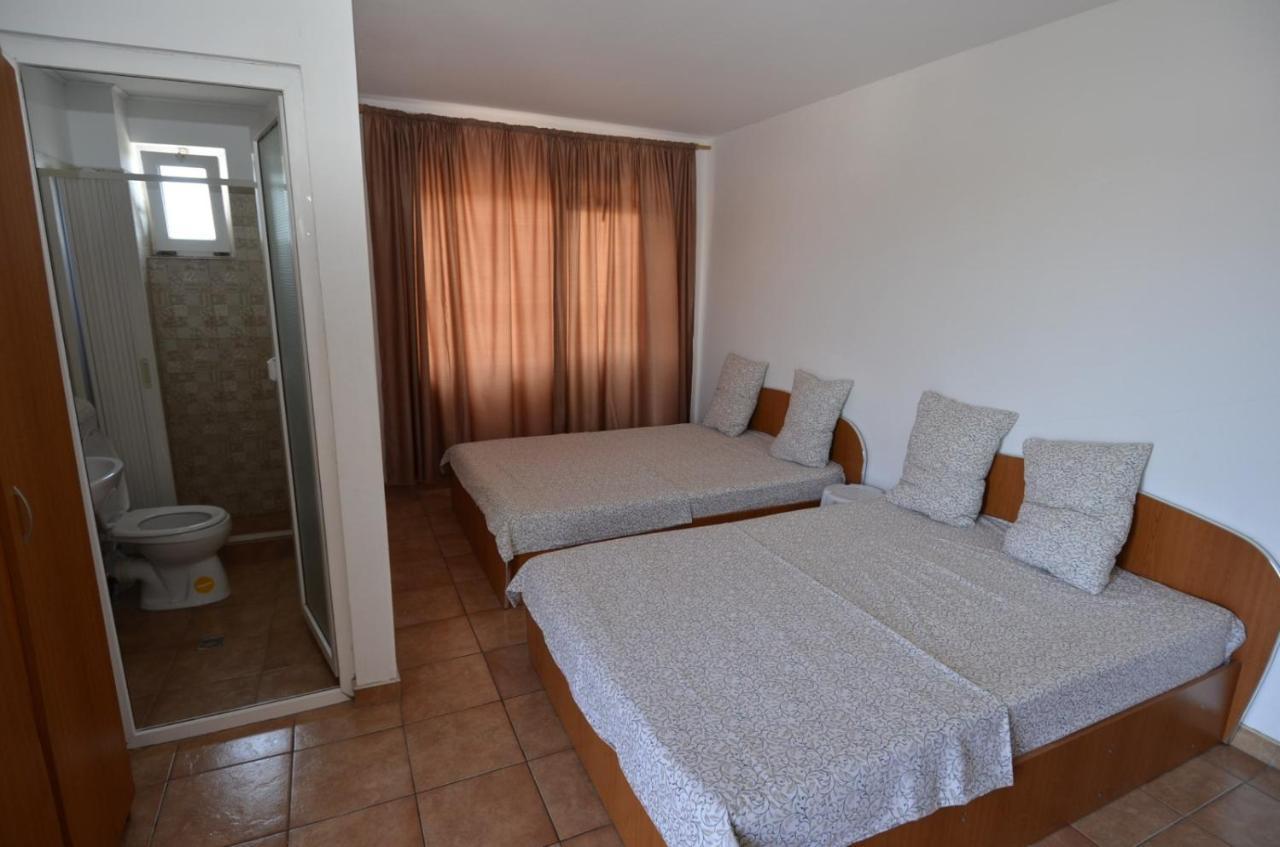 Vila G&S Костинешти Экстерьер фото