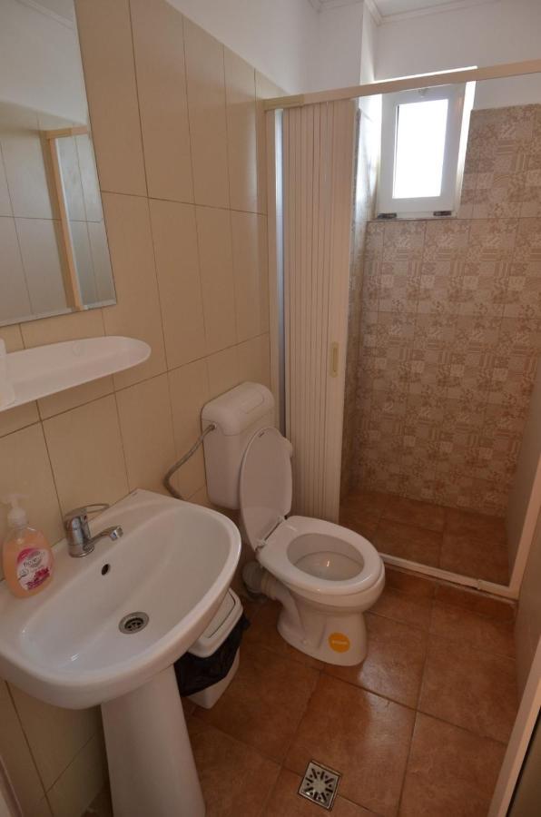 Vila G&S Костинешти Экстерьер фото