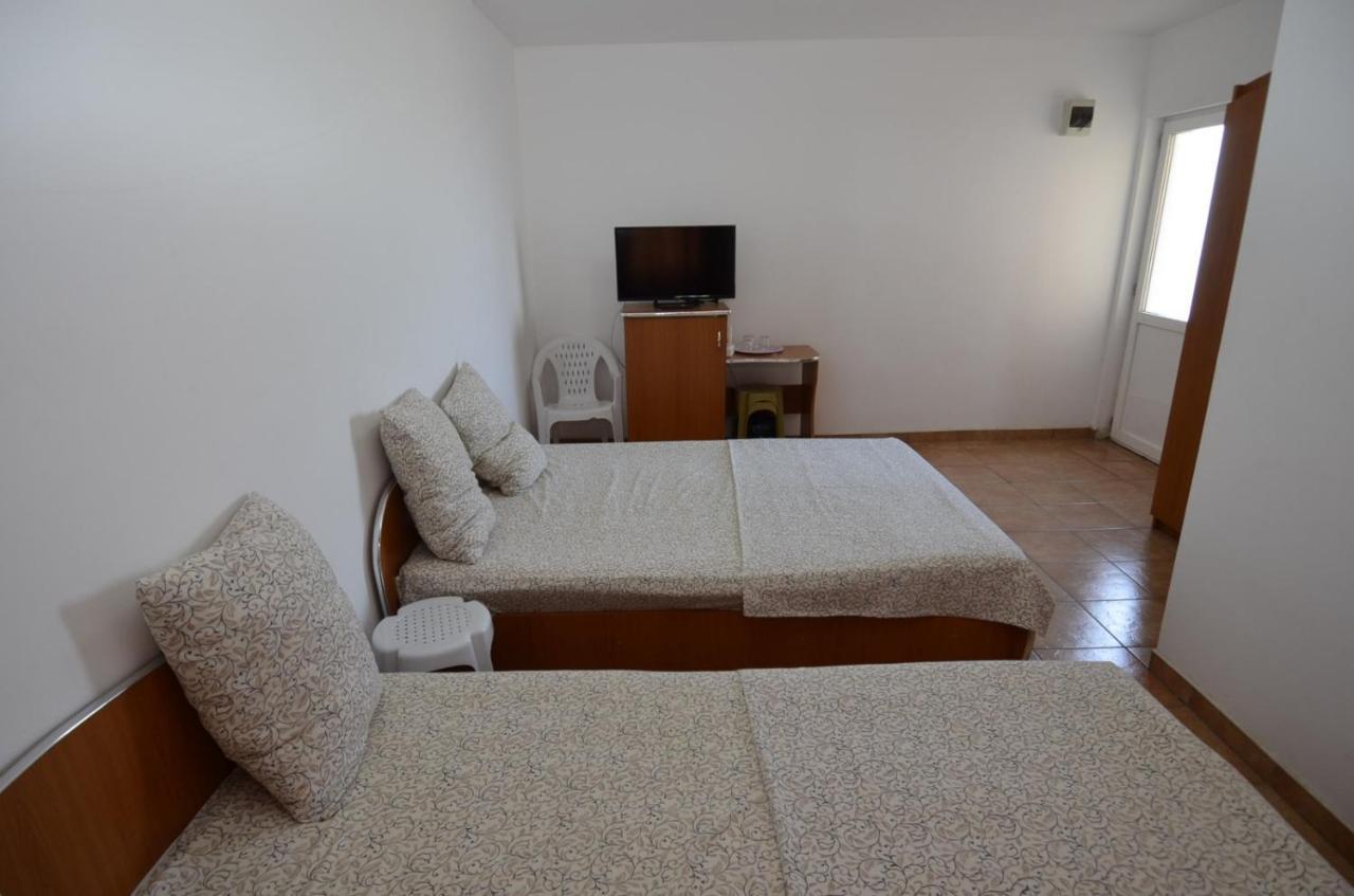 Vila G&S Костинешти Экстерьер фото